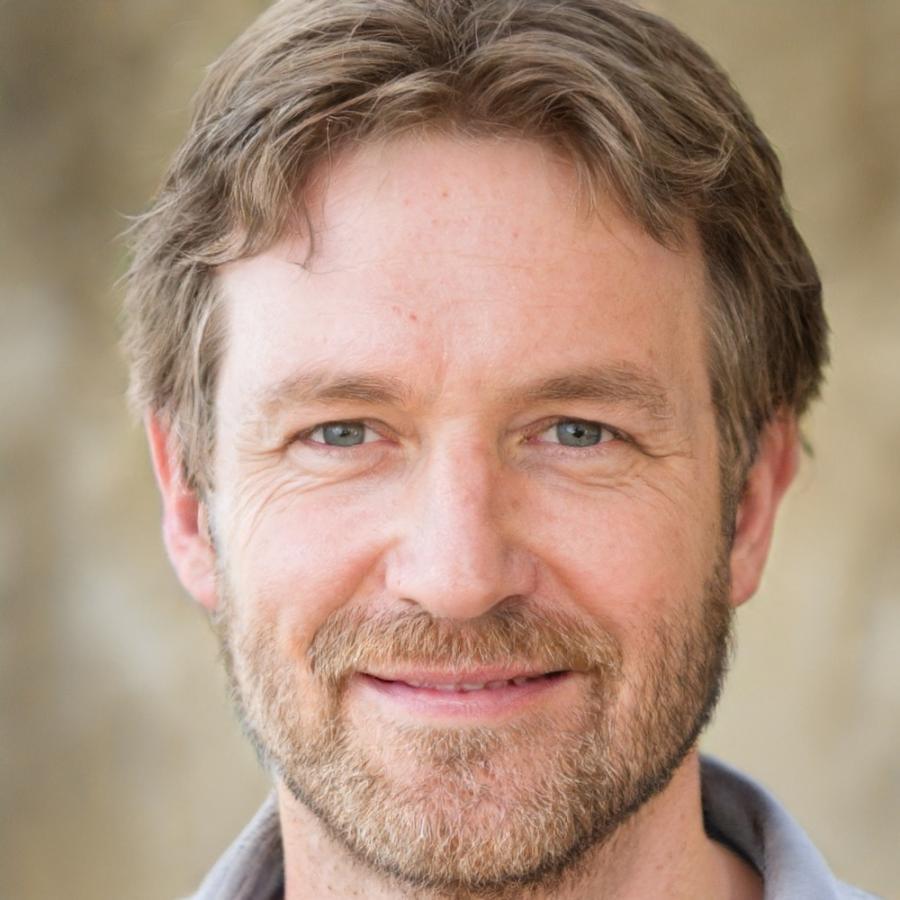 Stellan Kirkwood, Director of Financial Strategy at qorivalenth